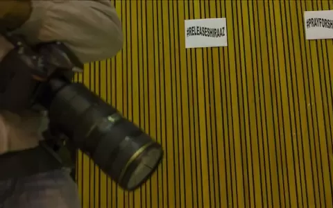 Casi 400 periodistas permanecen detenidos en todo el mundo