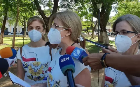 �Hoy nos ganan, no mil, sino dos mil a cero. La patria les demanda resultados�, dijo Beatriz Denis