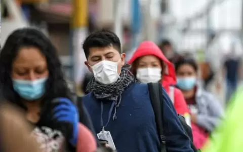 Senado: controversia por multas m�s duras por no usar tapabocas, origina ins�lito debate