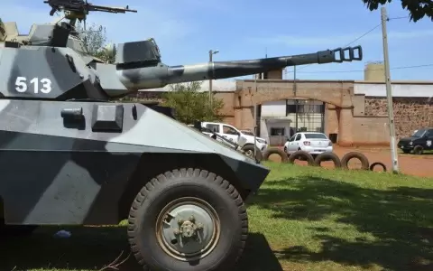 Militares seguir�n resguardando c�rceles ante pr�rroga de emergencia