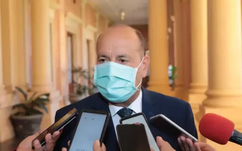 Presidente del Senado niega posibilidad de m�s impuestos para financiar FONARESS