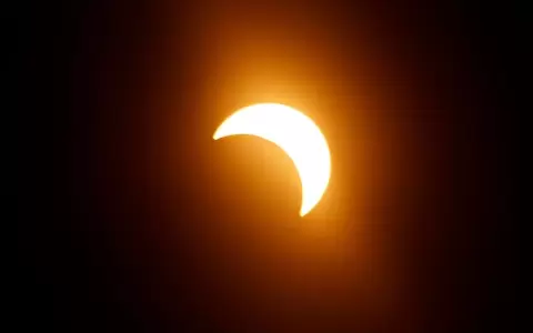 Hoy se registrar� un eclipse parcial de sol