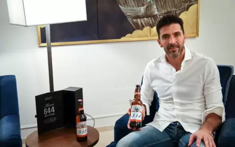 Cerveza gratis para cada arquero que recibi� un gol de Lionel Messi