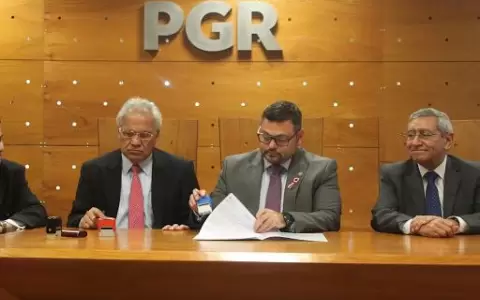 Senado aprueba creaci�n de consejo de abogados del Estado para la Procuradur�a