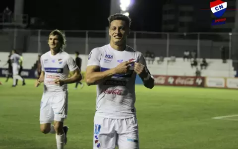 Nacional acaba con el invicto de Cerro Porte�o en vibrante partido