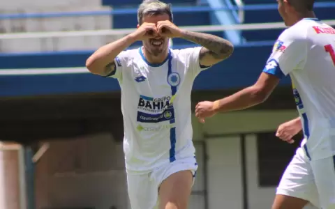 12 de Octubre mantiene la categor�a y env�a a San Lorenzo al descenso