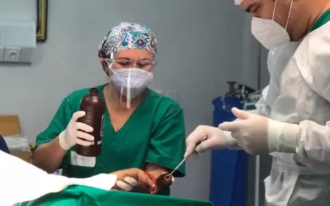 Con cirug�as, �emyatyr� compone est�tica y sonrisas en Misiones