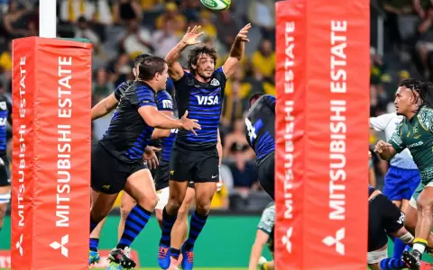 Hist�rico cierre de Los Pumas y nuevo homenaje a Maradona