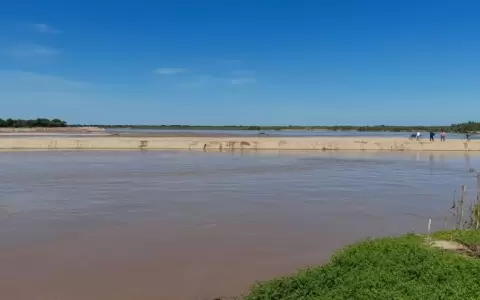 Primeras riadas del Pilcomayo llegaron a la zona de Pozo Hondo