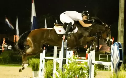 Fabrizio Caffarena, el gran campe�n del Nacional de Salto