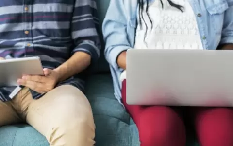 Webinario sobre hiperconexi�n y salud mental de ni�os