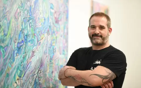 Sebasti�n Boesmi expone en Madrid: "Me interesa el concepto de camuflaje"