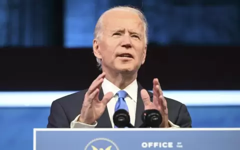 Biden dice que la democracia est� bajo un ataque in�dito