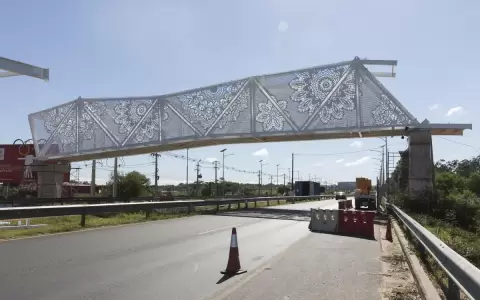 Puente entre el rid�culo y la mala fe