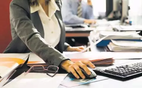Temor a perder empleos hace que bancarios sean m�s productivos
