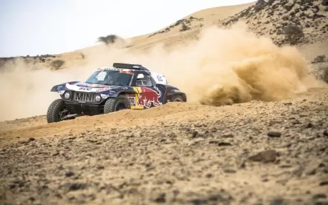 Dakar: Sainz lidera la primera etapa