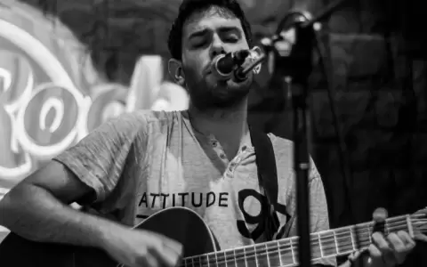 Jos� Manfredi lanza su nuevo �lbum de estudio