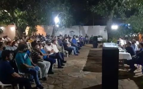 Liberales "independientes" buscan una salida a la crisis partidaria