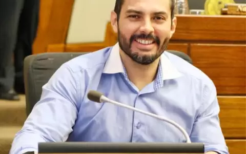 Hugo Ram�rez: "Los candidatos una vez electos, se distancian de la gente"