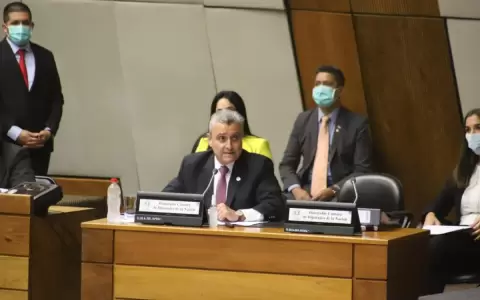 Guaid� alega que no contrat� al abogado Sebasti�n Vidal