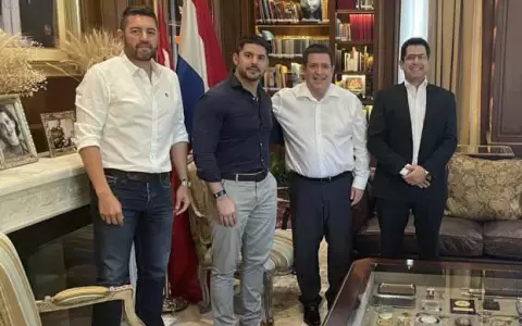 Con apoyo a �scar Rodr�guez, HC se mete las internas en el bolsillo