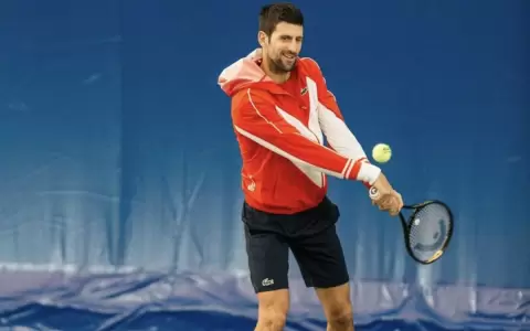 Djokovic se defiende de las cr�ticas tras pedido de cuarentena flexible