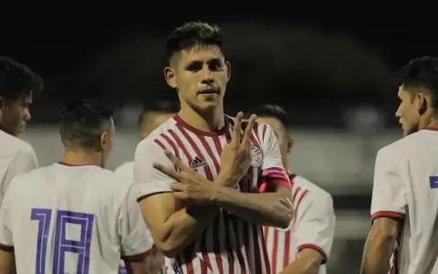 Olimpia pretende a Sa�l Salcedo