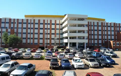 Laboratorio de Cl�nicas recibe muestras de otros hospitales para pacientes de escasos recursos