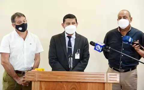 Gobierno promete no reajustar pasajes hasta abril
