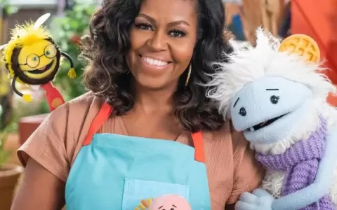 Michelle Obama en una serie de comidas saludables para ni�os