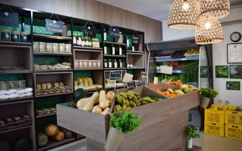 Red de comercializaci�n facilita venta de productos beneficiando a varias familias