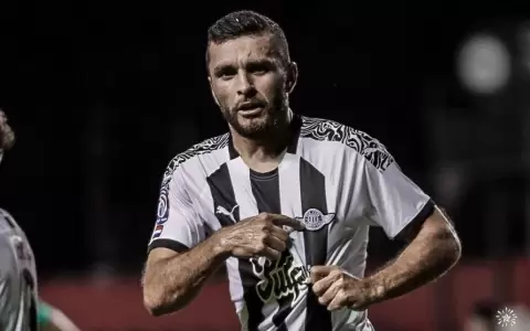 Libertad supera a Cerro Porte�o en un partido de alto voltaje
