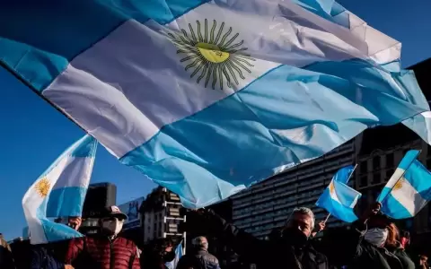 Argentina super� las 50.000 muertes por coronavirus