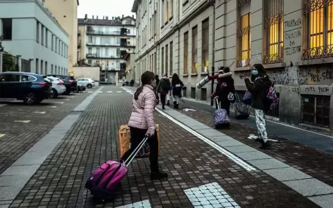 Italia flexibiliza medidas en 15 regiones