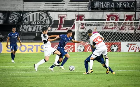 P�lido empate en El Bosque