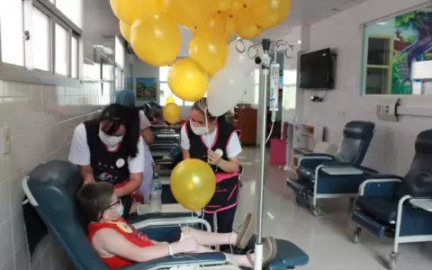 Ni�o con aplasia medular severa global recibi� trasplante de m�dula