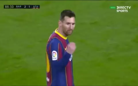 Lionel Messi, a lo Tata Martino: ��Bobo, a qui�n te comiste?�