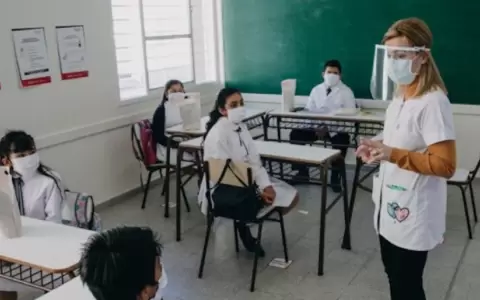 Los ni�os volvieron a clases en Argentina
