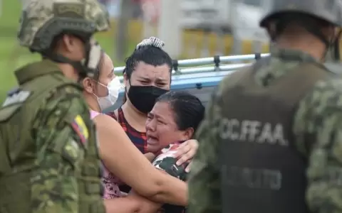 Al menos 75 muertos en una ola de violencia en varias c�rceles de Ecuador