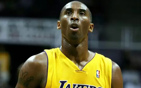 Sugieren que la figura de Kobe Bryan aparezca en logo de la NBA