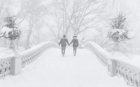 New York atraviesa una tormenta de nieve