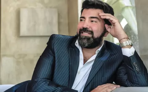 Javier Saiach, el nombre del glamour, cumple 20 a�os de carrera