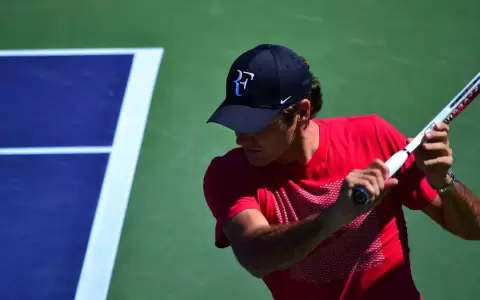 �Nadal y Djokovic no est�n ni cerca del talento de Roger Federer�