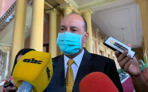 �Cachito� Salom�n asegur� que en el Senado no se habla de juicio pol�tico