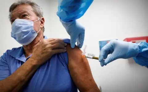 Estados Unidos investiga si los vacunados pueden transmitir el coronavirus
