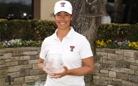 Golfista paraguaya se consagra campeona en Estados Unidos