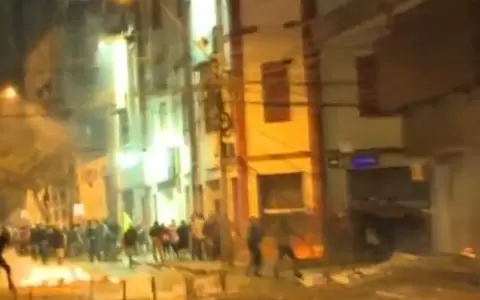 Incidentes fuera del Congreso tras "rescate" a Marito
