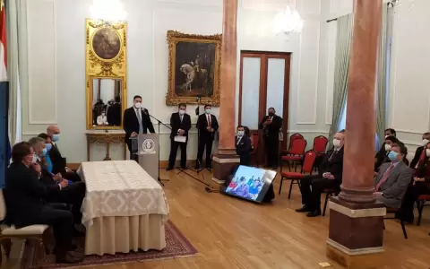 Lanzan nueva edici�n de �emyatyro Paraguay