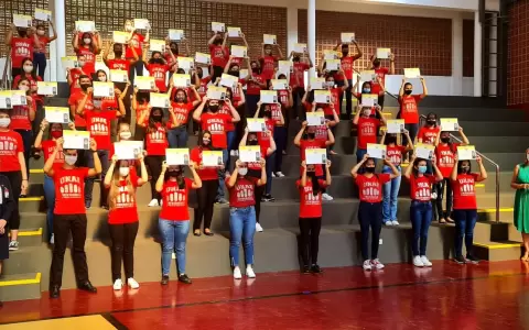 UNAE entreg� m�s de 60 becas a estudiantes de Itap�a