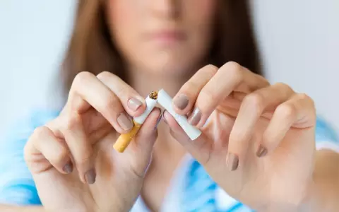Estrategias simples para dejar el h�bito poco saludable de fumar